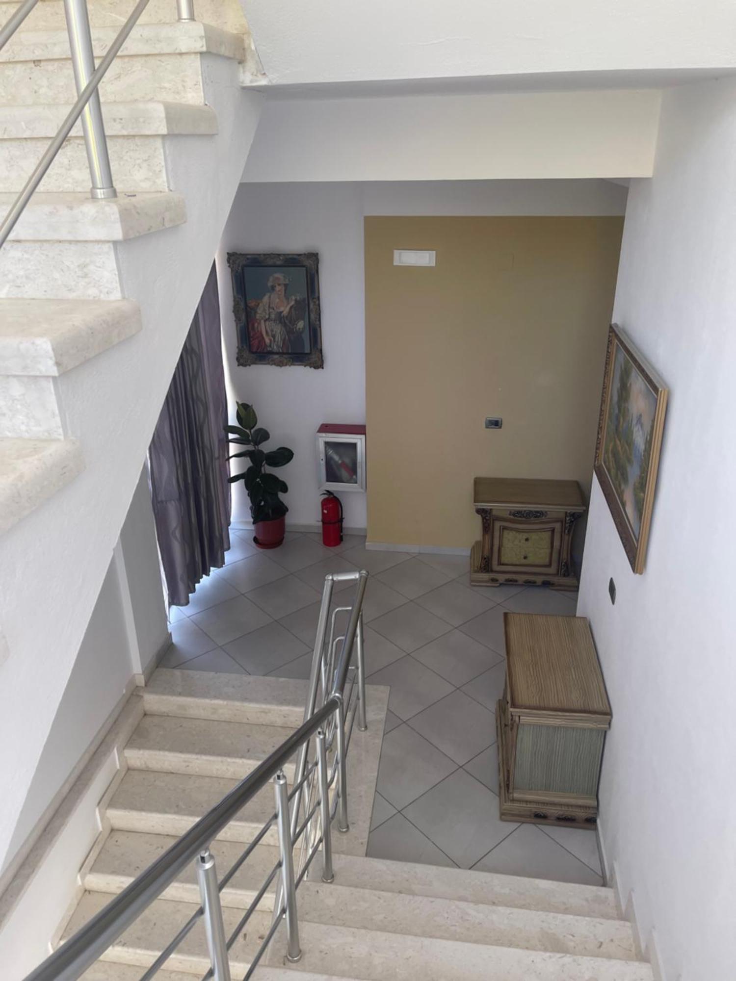 Hotel Latifi Gramsh Luaran gambar